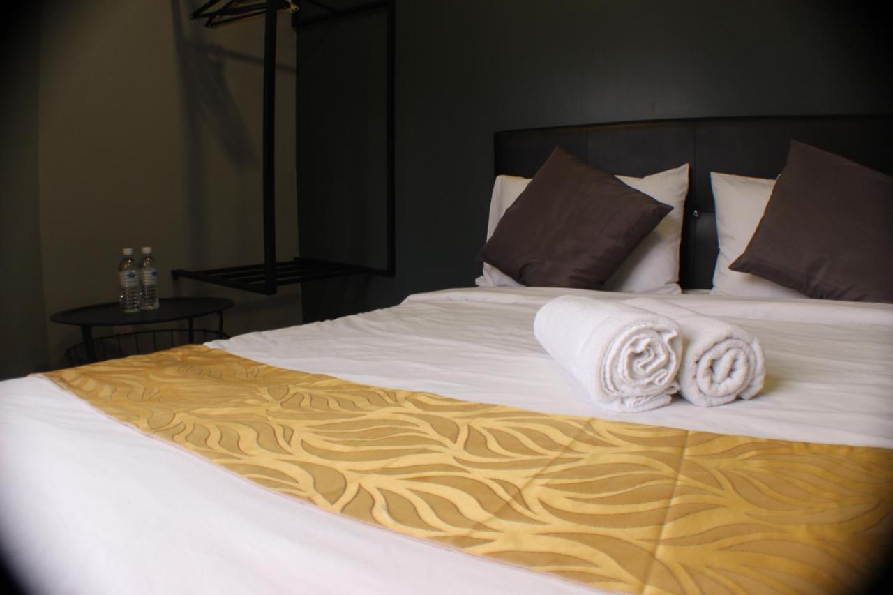 Town View Hotel Куала-Лумпур Экстерьер фото